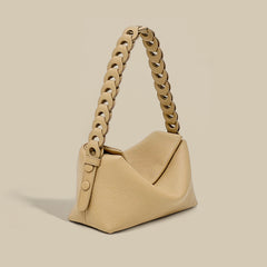 Chic Leather Weave Shoulder Bag